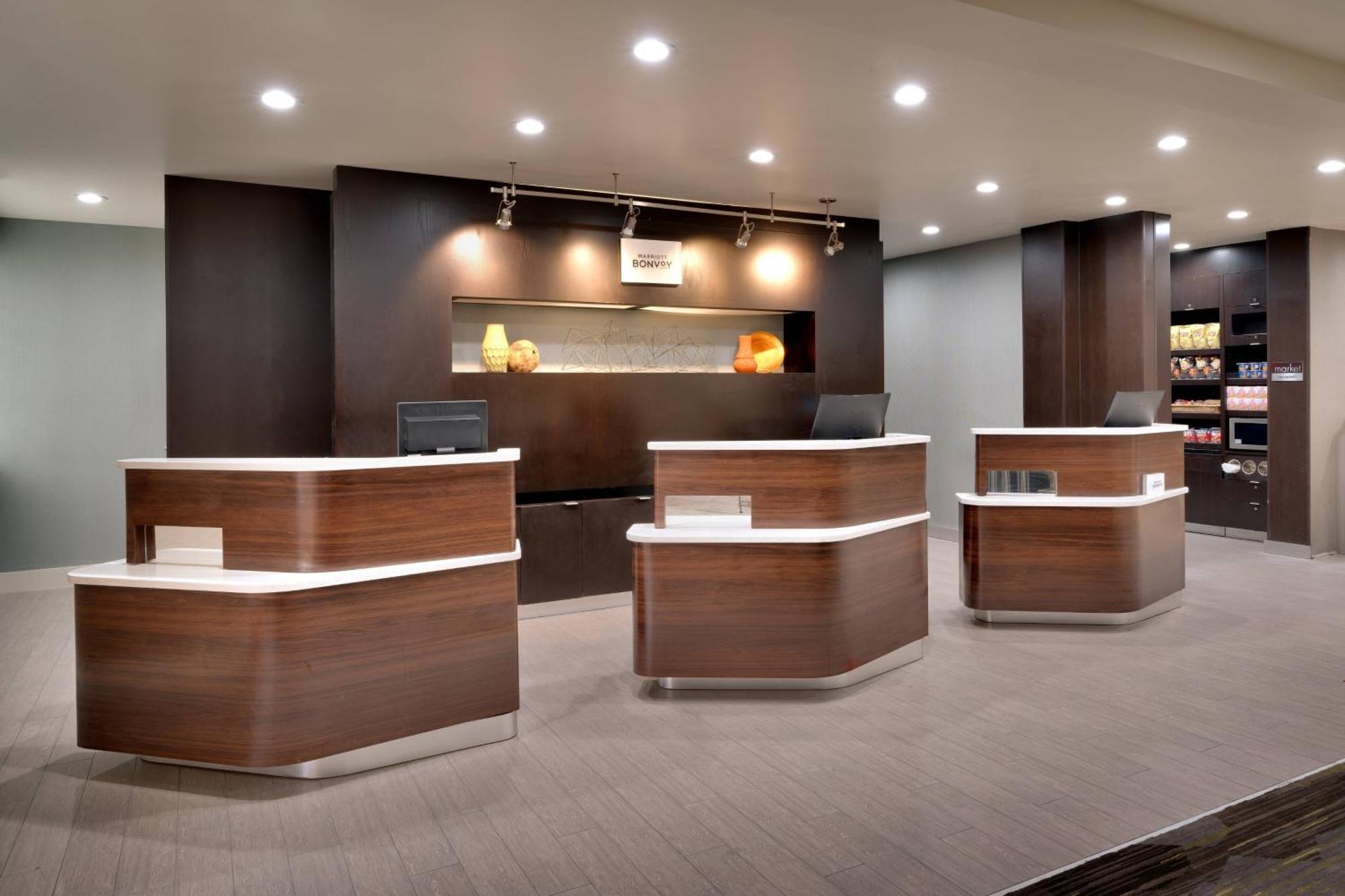 Courtyard By Marriott Charlotte Airport Loso Екстер'єр фото